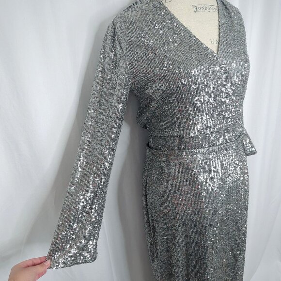 Halston Silver Sequin Dress 6 Small Wrap Midi - Picture 7 of 15
